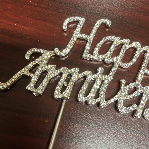 Rhinestone cake topper - Picture 2 of 6